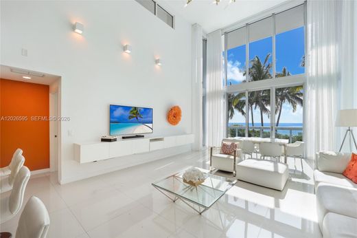 Residential complexes in Miami Beach, Miami-Dade