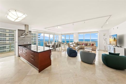 Komplex apartman Hallandale Beach, Broward County