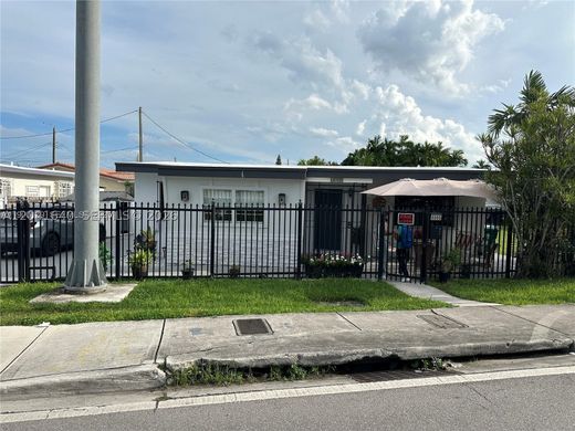 Villa in Miami, Miami-Dade