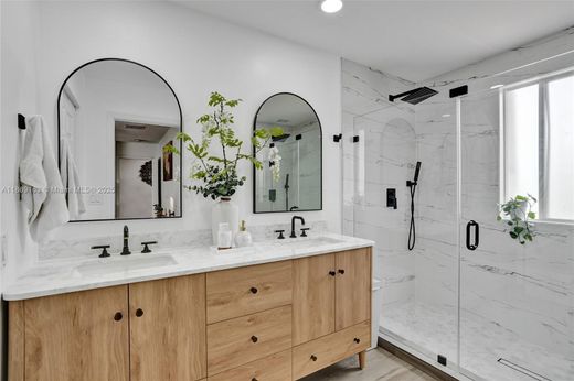 Weston, Broward Countyのヴィラ