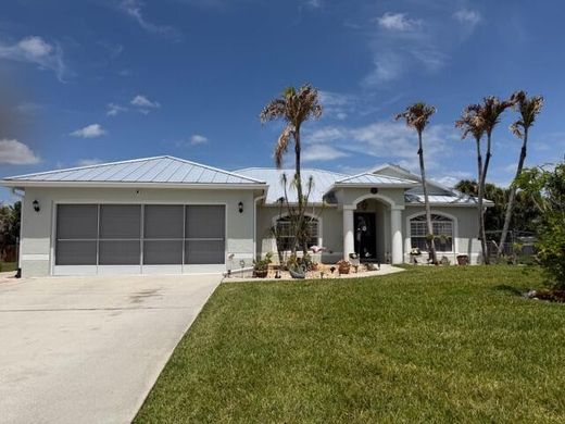 Villa Port Saint Lucie, Saint Lucie County