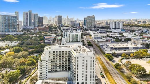 Residential complexes in Miami, Miami-Dade