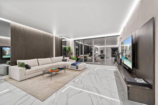 Жилой комплекс, Sunny Isles Beach, Miami-Dade County