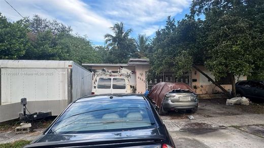 Βίλα σε Miami Shores, Miami-Dade County