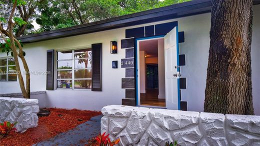 别墅  Miami Gardens, Miami-Dade County