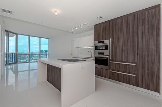 Complesso residenziale a Miami, Miami-Dade County