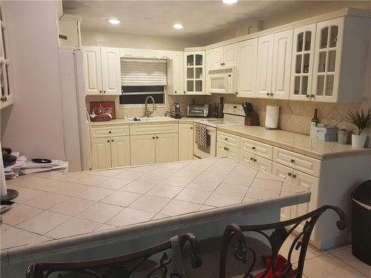 Complexes résidentiels à Hollywood, Comté de Broward