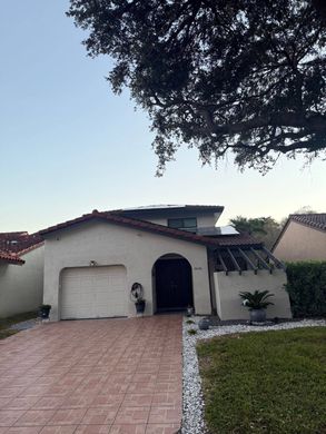 Villa in Hialeah, Miami-Dade