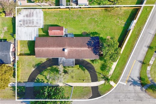 Villa - Miami, Miami-Dade County