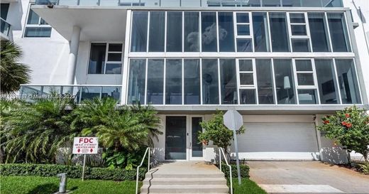 Residential complexes in Miami, Miami-Dade