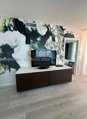 Complexes résidentiels à Sunny Isles Beach, Comté de Miami-Dade