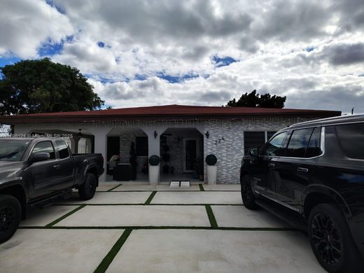 Villa a Hialeah, Miami-Dade County