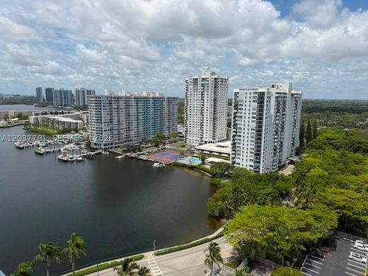 Komplex apartman Aventura, Miami-Dade County