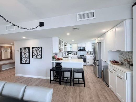 Komplex apartman Miami, Miami-Dade County
