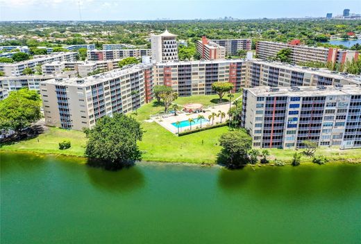 Complesso residenziale a Miami, Miami-Dade County