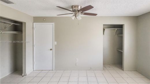 Komplex apartman Miami, Miami-Dade County