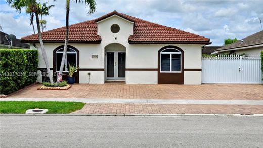 Villa in Miami, Miami-Dade