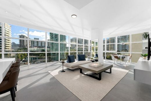Complesso residenziale a Miami Beach, Miami-Dade County