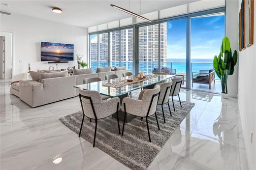 公寓楼  Sunny Isles Beach, Miami-Dade County