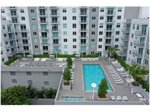 Residential complexes in Miami, Miami-Dade