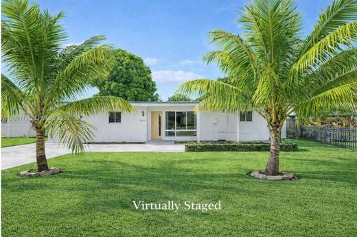 Villa in North Miami Beach, Miami-Dade County