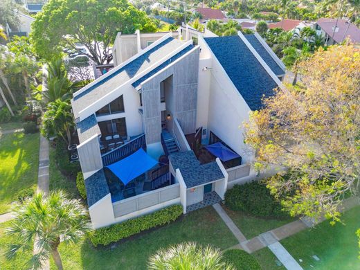 Townhouse in Jupiter, Palm Beach