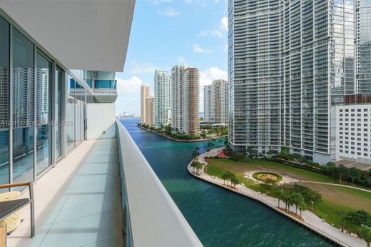 Complesso residenziale a Miami, Miami-Dade County