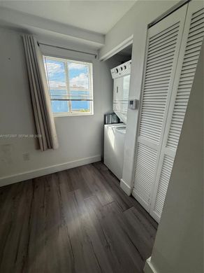 Townhouse in Miami, Miami-Dade