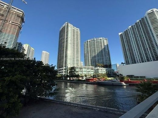 Жилой комплекс, Майами, Miami-Dade County