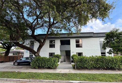 Kamienica w Miami, Miami-Dade County