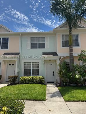 Villa in Weston, Broward County