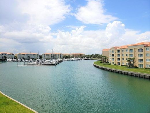 Appartementencomplex in Fort Pierce, Saint Lucie County