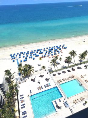 Complesso residenziale a Hollywood, Broward County