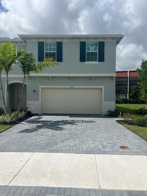 Townhouse - Lake Worth, Palm Beach County