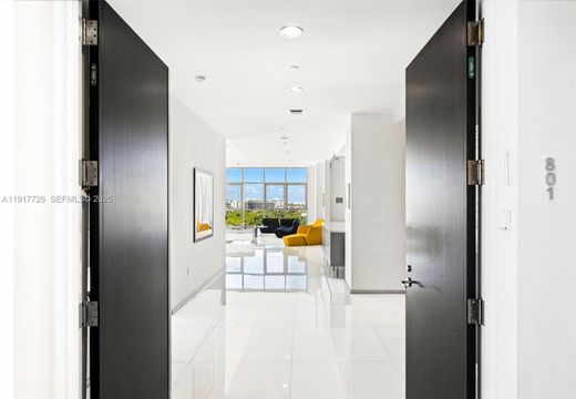 Kamienica w Miami Beach, Miami-Dade County