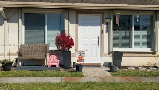 Αστικό ακίνητο σε Davie, Broward County