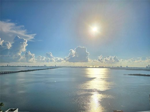 Komplex apartman Miami, Miami-Dade County