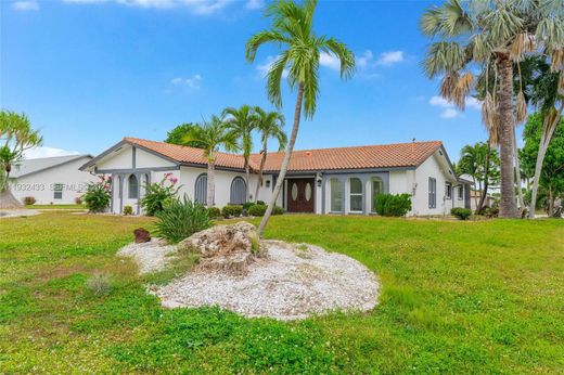 Villa in Cape Coral, Lee County