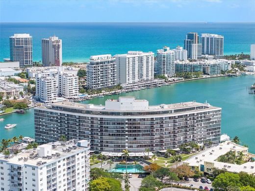 Komplex apartman Miami Beach, Miami-Dade County
