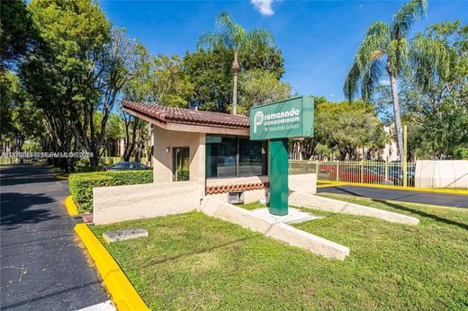 Residential complexes in Miami, Miami-Dade