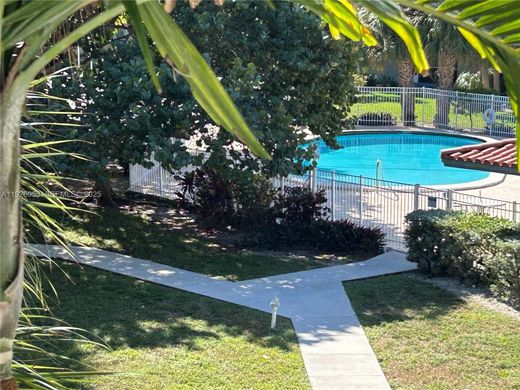 Жилой комплекс, Hallandale Beach, Broward County