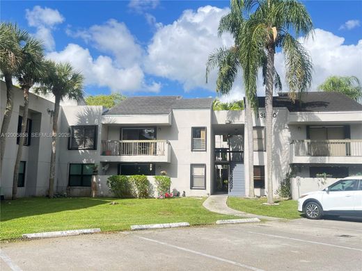 Complesso residenziale a Miami, Miami-Dade County