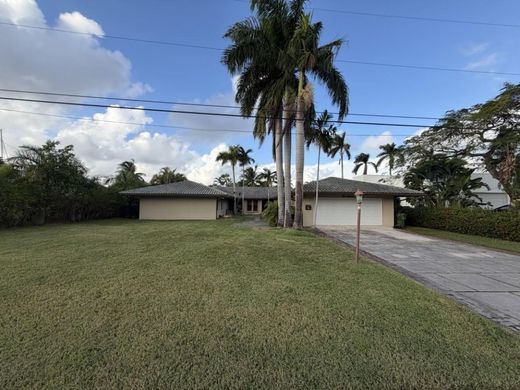 Villa in Hallandale Beach, Broward County