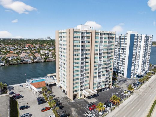 Residential complexes in Hollywood, Broward County