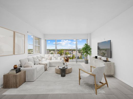 Residential complexes in Pompano Beach, Broward County