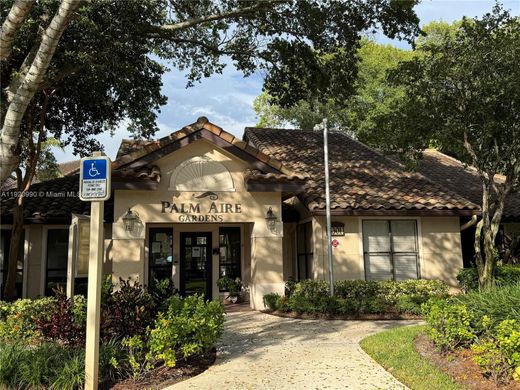 Complexes résidentiels à Pompano Beach, Comté de Broward