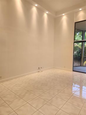 Komplex apartman Aventura, Miami-Dade County