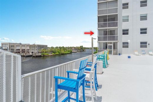 Residential complexes in Pompano Beach, Broward County