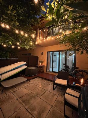 تاون هاوس ﻓﻲ ميامي، فلوريدا, Miami-Dade County