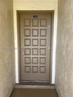 Residential complexes in Miami, Miami-Dade